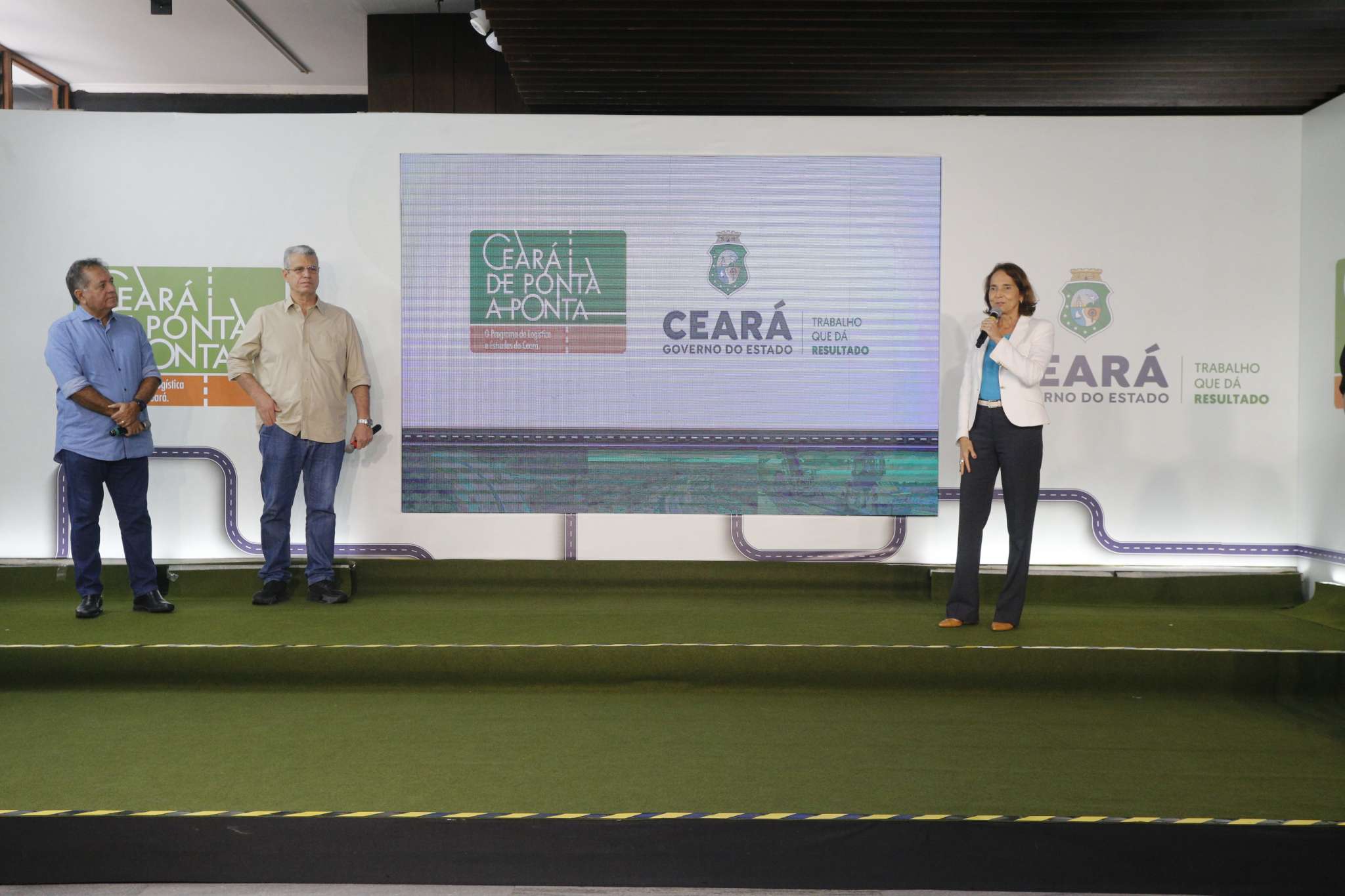 Photo of Governo do Ceará vai melhorar 1.510 km com novo pacote de recuperação funcional das rodovias estaduais
