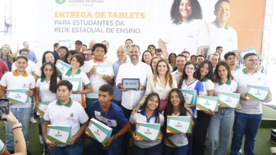 Photo of Estudantes da região do Cariri recebem mais de 33 mil tablets do Governo do Ceará