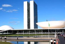 Photo of 4,9 bilhões; Comissão aprova aumento de 390% no Fundo Eleitoral para políticos em 2026.